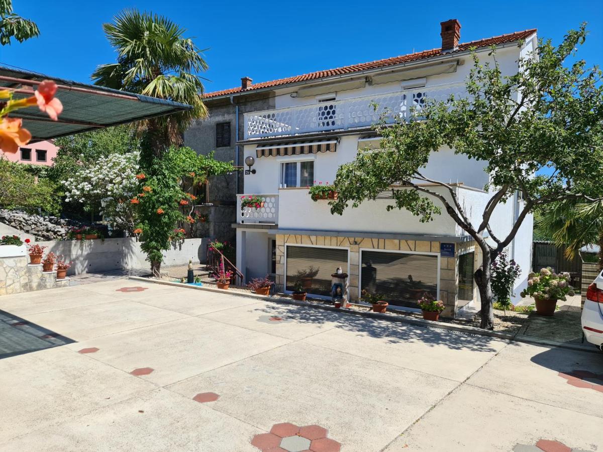 Apartment Cutul Salatić Exterior foto